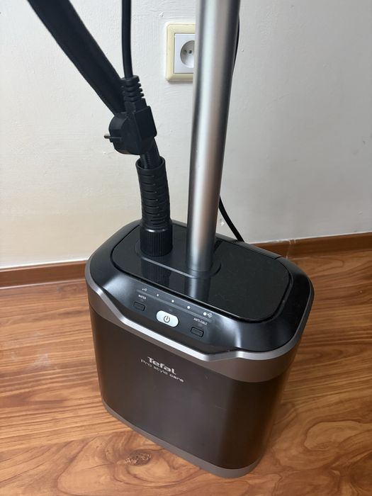Паровой утюг Tefal
