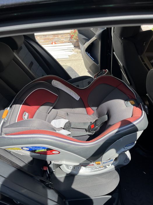 Vand scaun auto pentru copii Chicco Nexfitt Zip