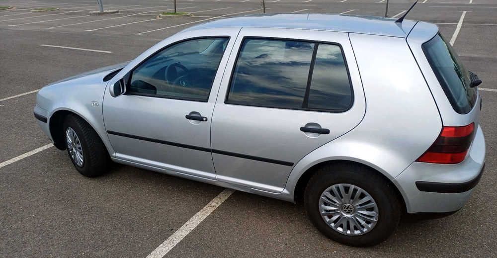 VOLKSWAGEN Golf 2002 — imagine 5