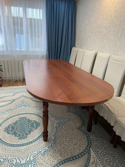 Срочно продаю стол