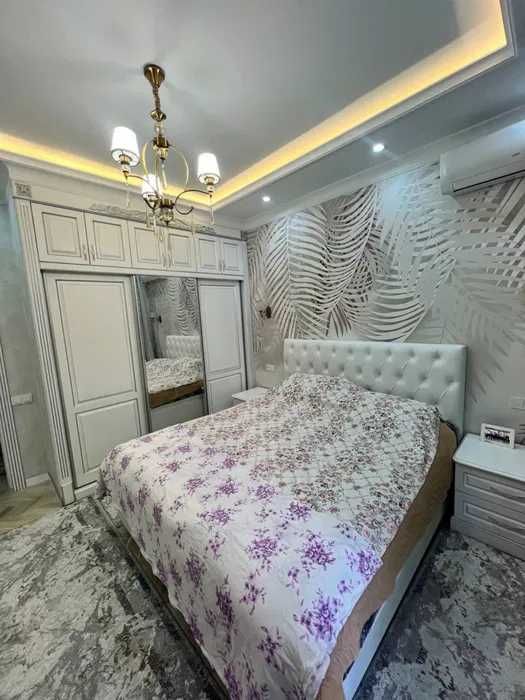 Садика Азимова ! Сдается 2х-ком квартира! В элит комплексе!