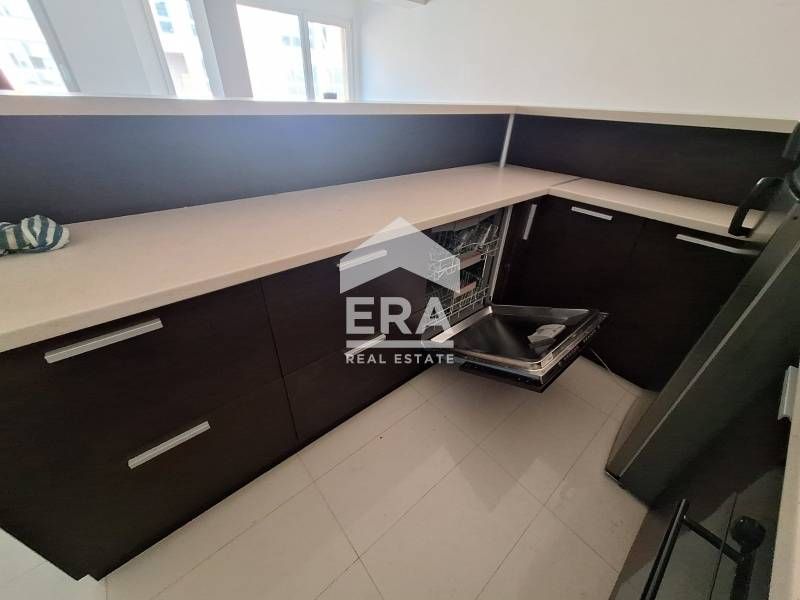 Дава се под наем Тристаен апартамент в София, Банишора - 112 кв.м за 698.19 € - Снимка #2