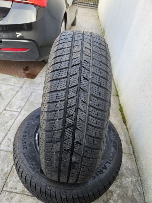 Vand doua anvelope noi 215 70 R16 Barum Polaris 5