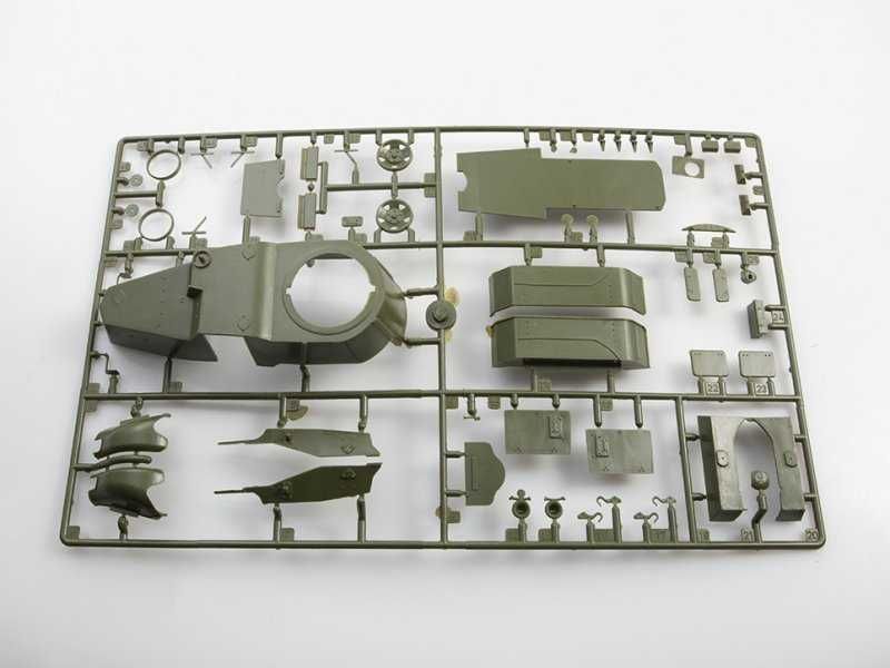 Сборная модель-Бронеавтомобиль БА-3. масштаб 1:35. ЗВЕЗДА