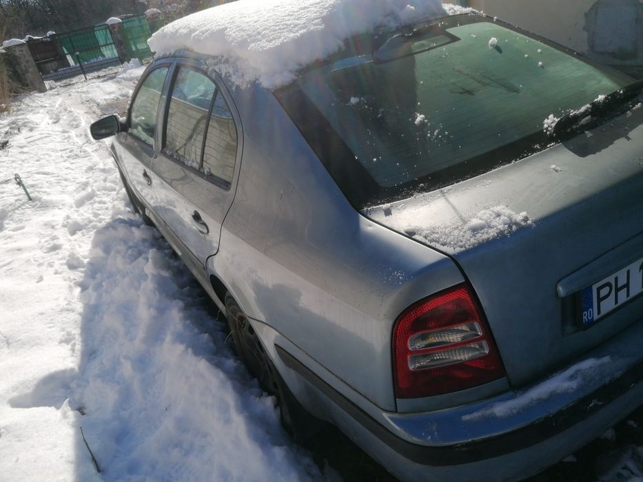 Vând Skoda Octavia