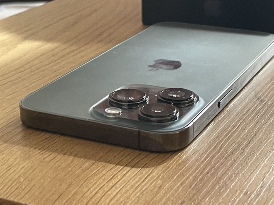 Бартер iPhone 13 Pro 256gb black 100%