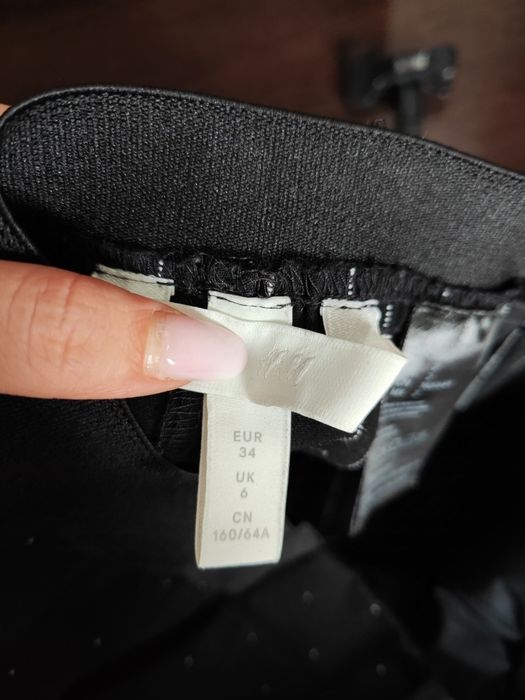 Pantaloni dama H&M - mărime 34