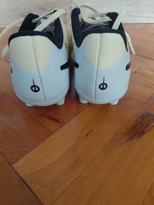 Бутонки Nike legend 10