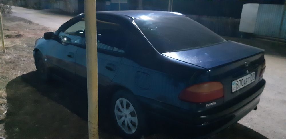 ТОЙЁТА Авенсис  Продаётся!