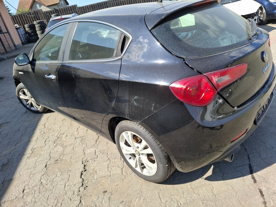 Elemente Caroserie Alfa Romeo Giulietta 1.9JTD Fabricat 2012