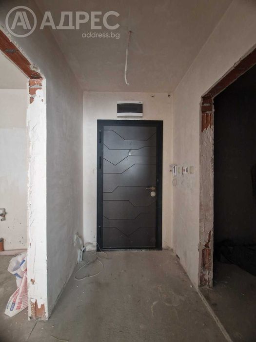 Двустаен апартамент, Център, 71 кв.м., ет. 2/6, нов, с акт 16