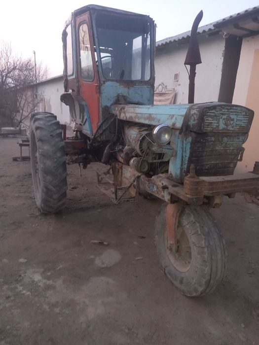 Traktor 28 ...  narxi 25 mln, kelishtirib beramiz.