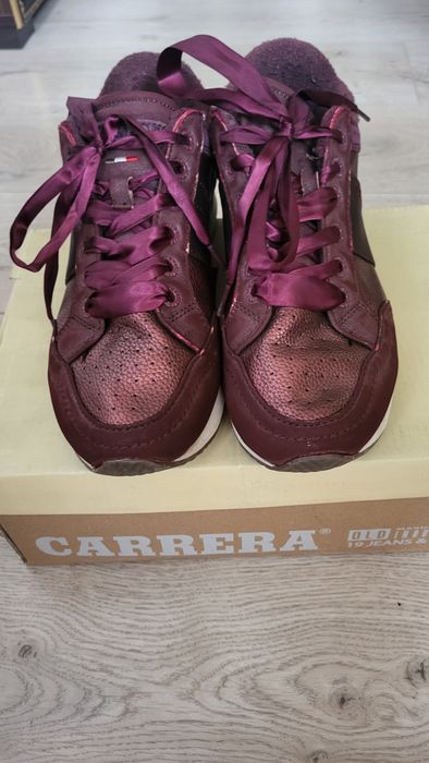 Кроссовки женские Carrera