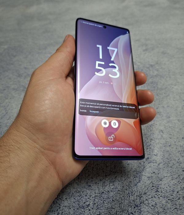 Vând Motorola G85 5G