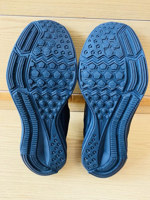 Маратонки  Nike  Downshifter 8 ,номер  38