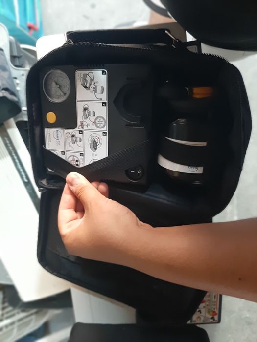 Компресори за  коли на 12v
