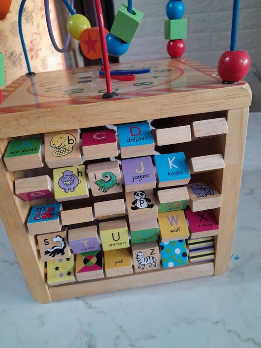 Cub educativ din lemn 20/22/35 cm