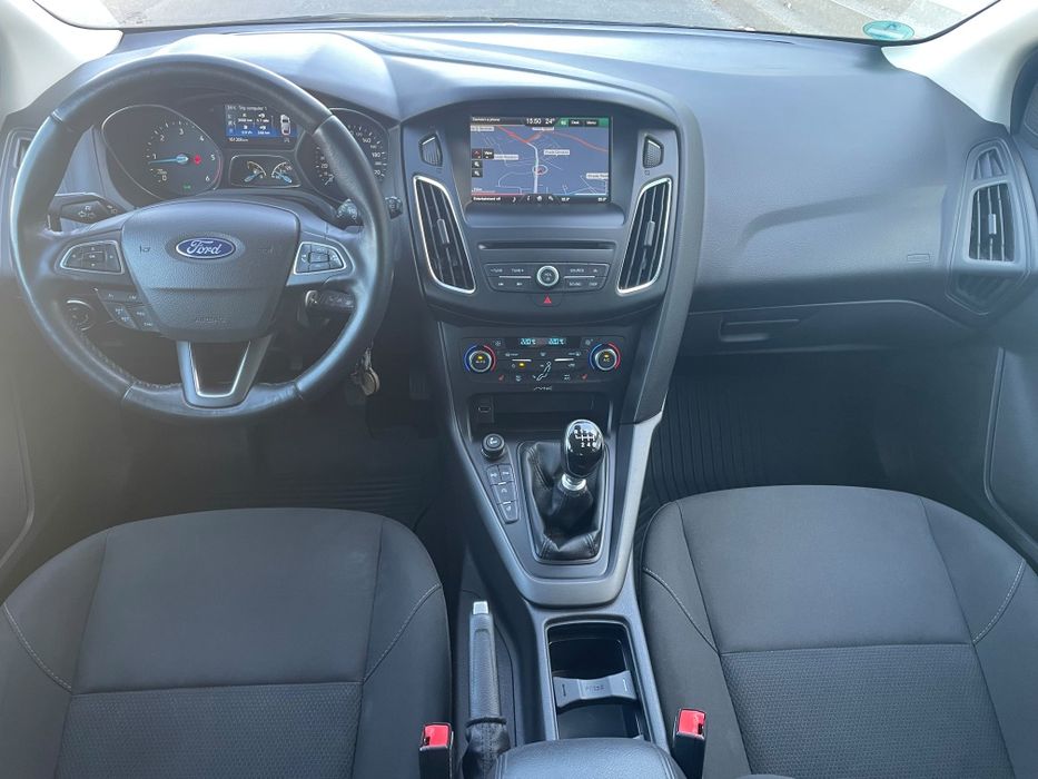 FORD Focus 2015 — imagine 4