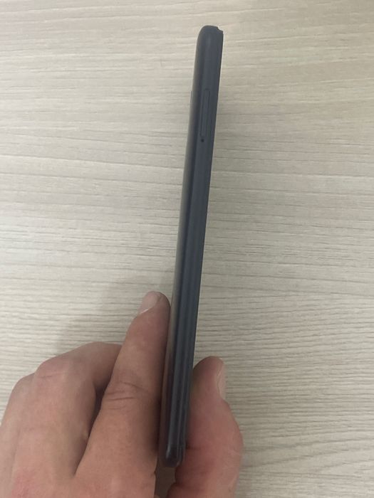 Продам телефон Redmi 8А