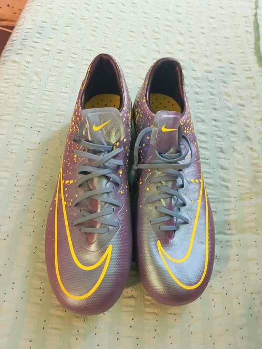 Ghete de fotbal Nike