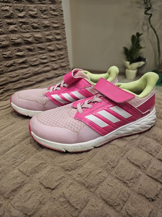 Адидас маратонки
