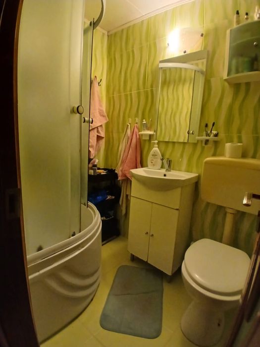 Se vinde casa cu 4 camere in Tulcea