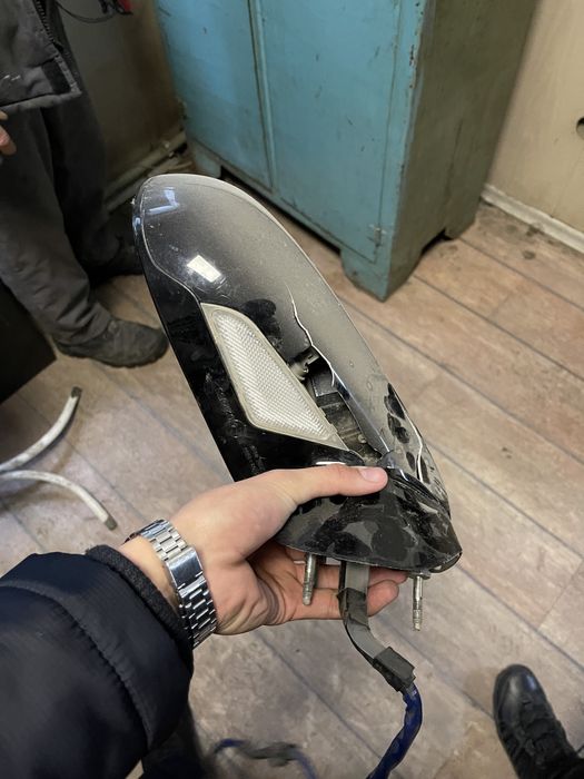 Зеркало ЛС 460 продаю