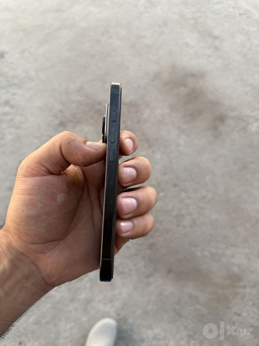 Iphone 16 pro 256gb qora. Yomkost 90% ideal uta tozza tel sotiladi.