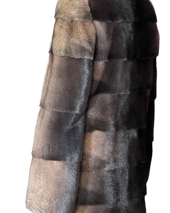 Шуба норковая , коричневая