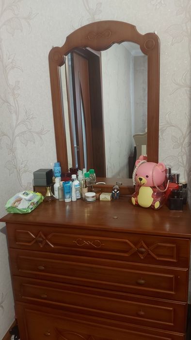 Спальний гарнитур