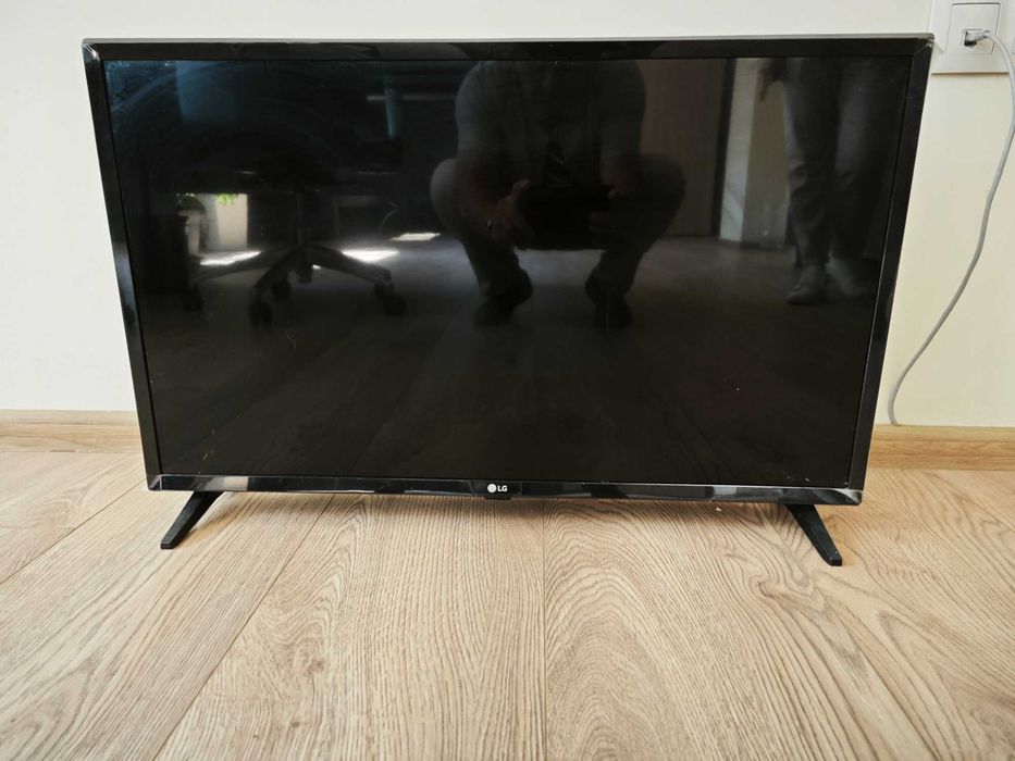 Телевизор LG - 32'' - малко употребяван
