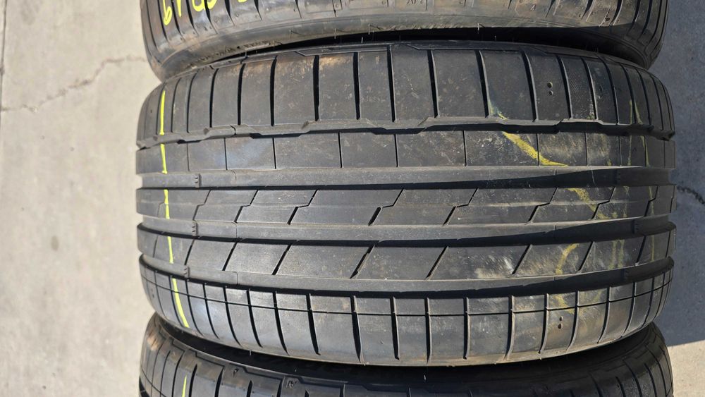 Anvelope Bmw Hankook 235/35r19 fata -255/30r19 spate