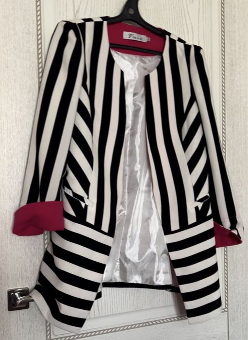 Продам пиджак женский