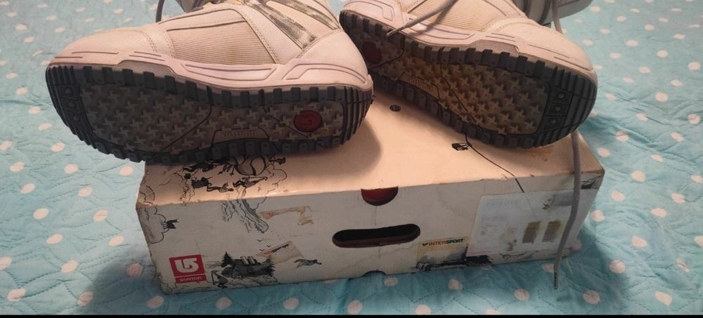 Boots snowboard Burton mărimea 43