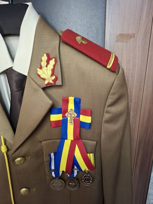 Costum militar Exceptiol NOU