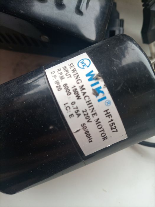 Продам двигатель от оверлока