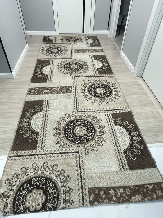 Продам ковер (дорожка)  327*118