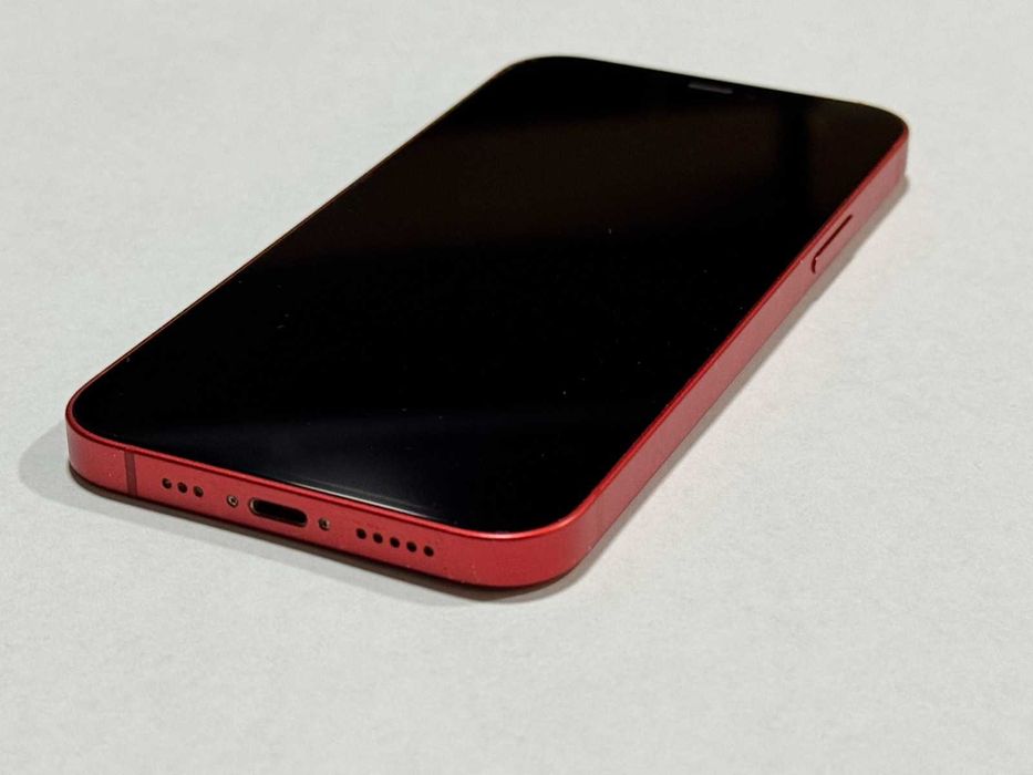 iPhone 12 64GB 77% Battery Health