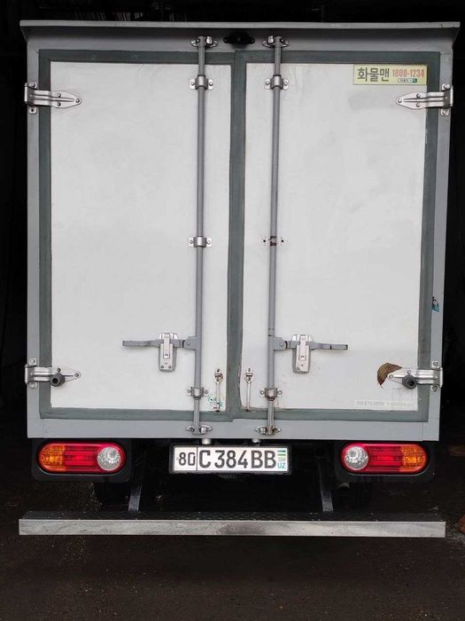 Hyundai Porter sotiladi