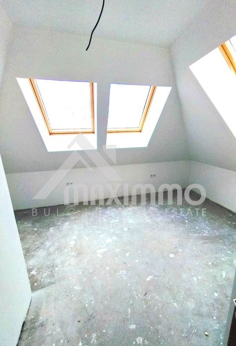 Продава се Четиристаен апартамент в Варна, Левски - 117 кв.м за 1872 €/кв.м - Снимка #6