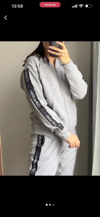 Костюм от Calvin Klein