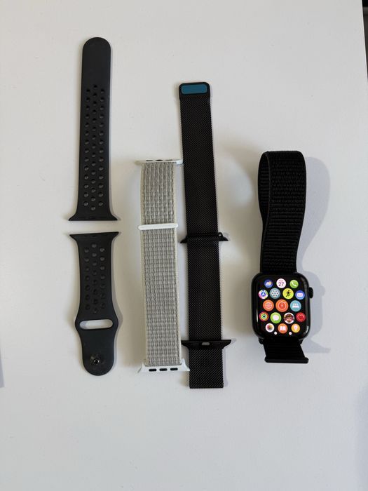 Apple watch series 7 Nike Edition