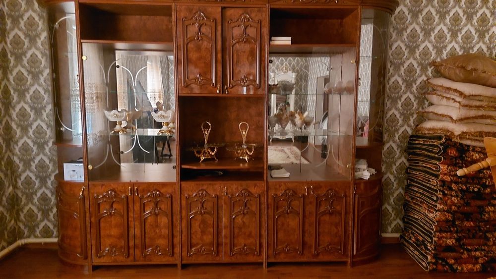 Стенка продаётся