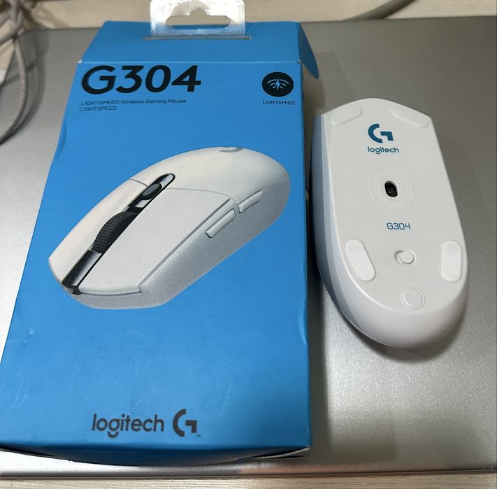 Продам Logitech G304 — новая