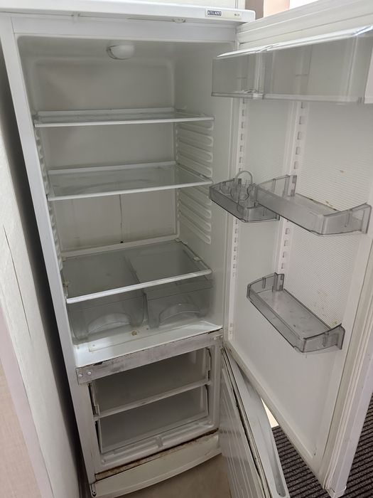 Холодильник на запчасти