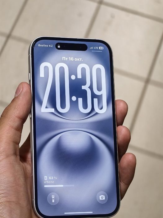 IPhone 16 128gb В хорошем состоянии