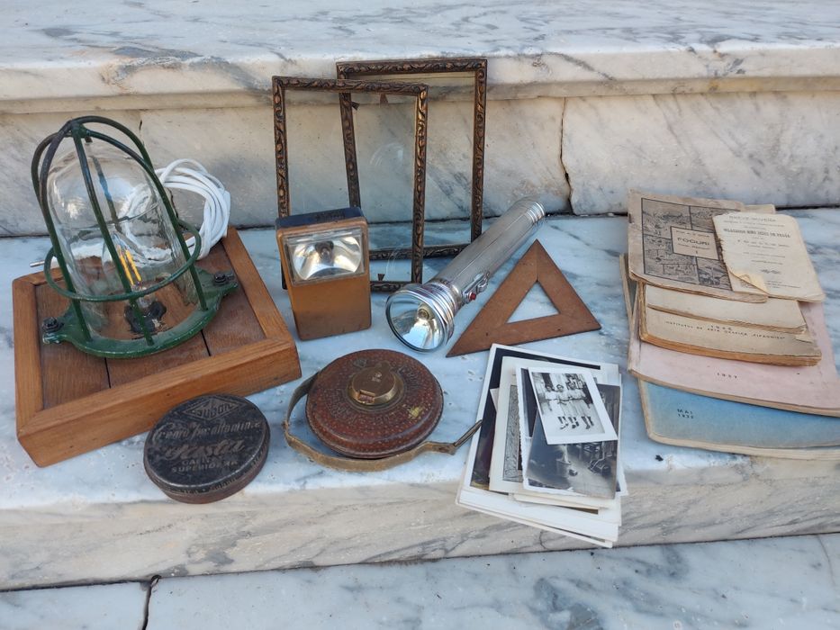 Lot de obiecte vechi