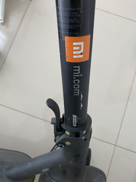 Trotineta electrica Xiaomi stare buna caucicuri noi