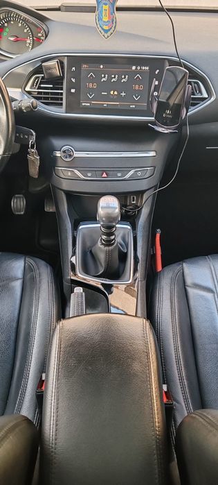 PEUGEOT 308 2019 — imagine 4