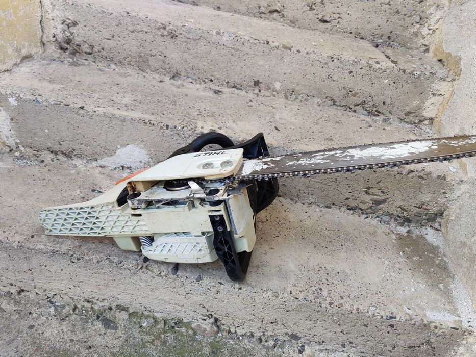 STIHL MS270 моторен трион, перфектен